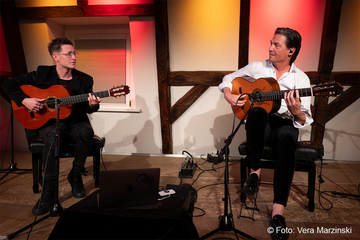GuitaRevolution von und mit „Café del Mundo“