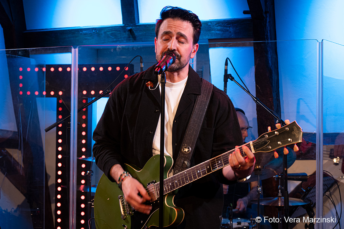 Italienische Schmusesongs zum Tribute-Auftakt