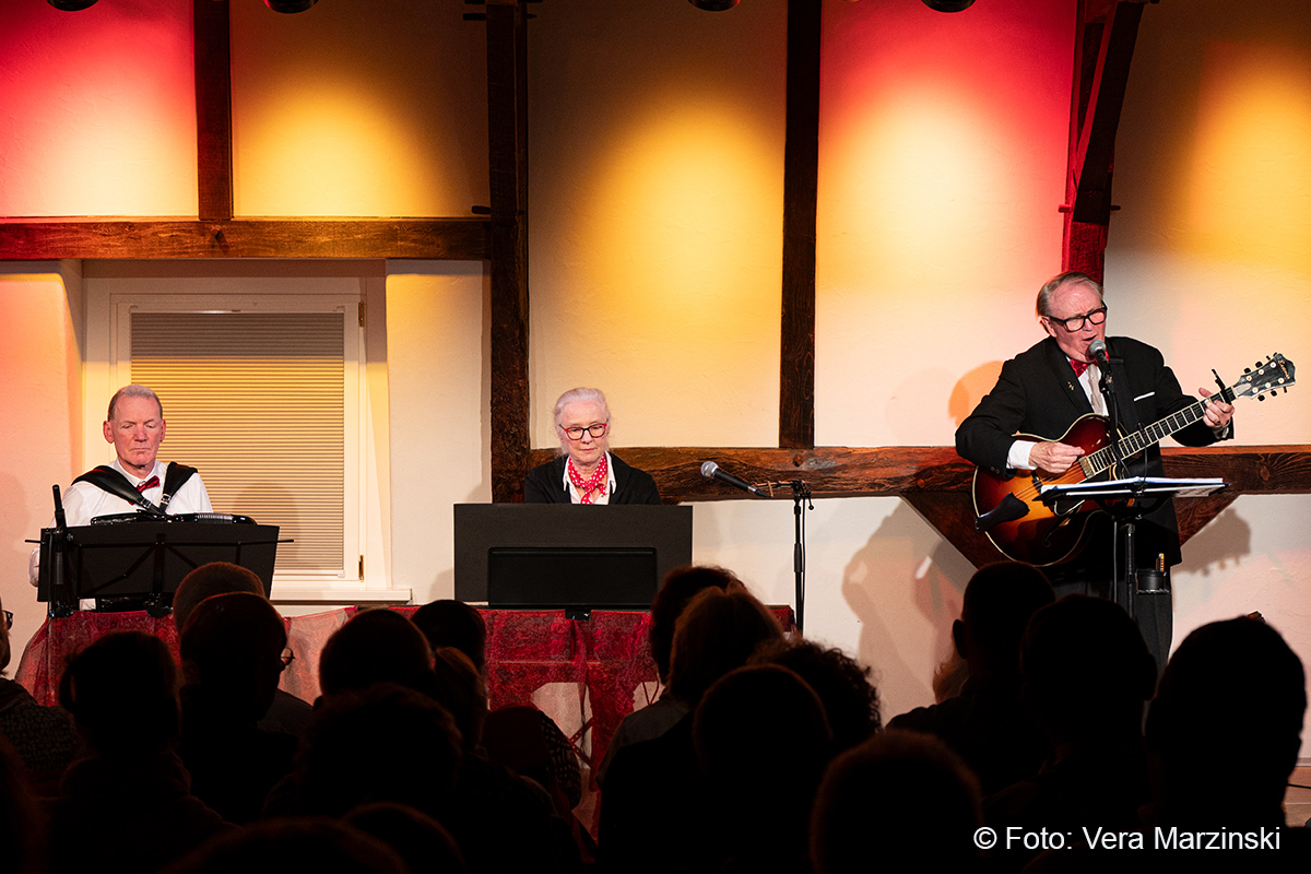 Fischerchöre und Tequilasänger im Burghaus